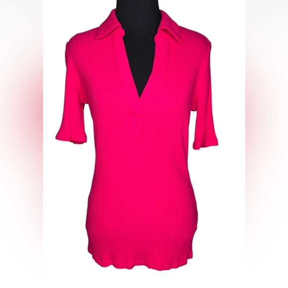 Trina Turk Nishi Ribbed Polo Knit Shirt Pink Medium M Short Sleeve Top Shirt - Picture 1 of 6